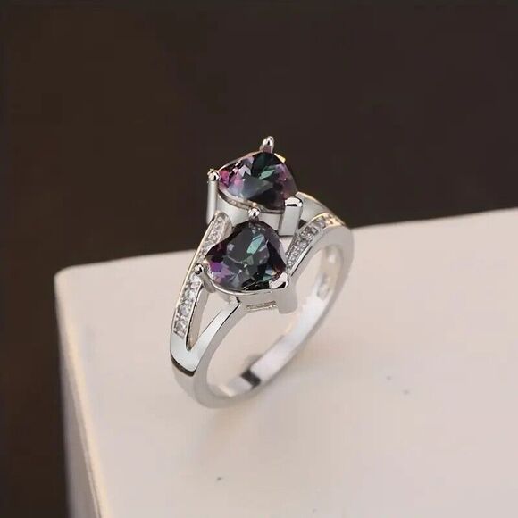 Beautiful Synthetic Rainbow Topaz Heart Ring, Size 7 - Picture 3 of 5